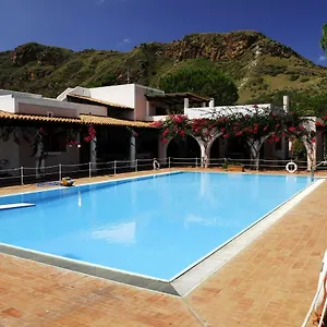 https://villa-saracina-bed-breakfast.sicilyhotelsitaly.net