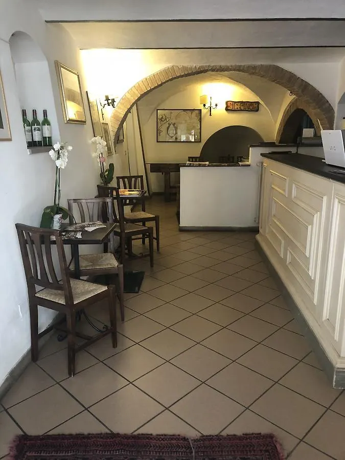 サン・ジミニャーノ Locanda Il Pino Bed & Breakfast イタリア
